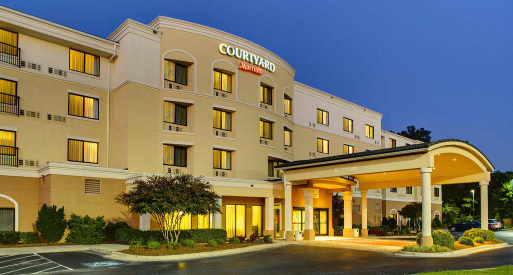 Courtyard High Point Otel Dış mekan fotoğraf